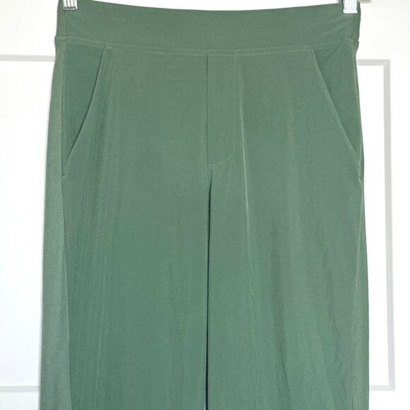 Athleta Brooklyn Ankle Pant Vineyard Green Pants Women’s Size 4 Travel Casual - Picture 7 of 10